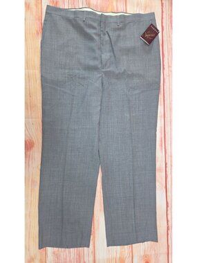 Haggar Imperial Mens Gray Dress Pants 42x31 Flat Front Lightweight Classic Fit